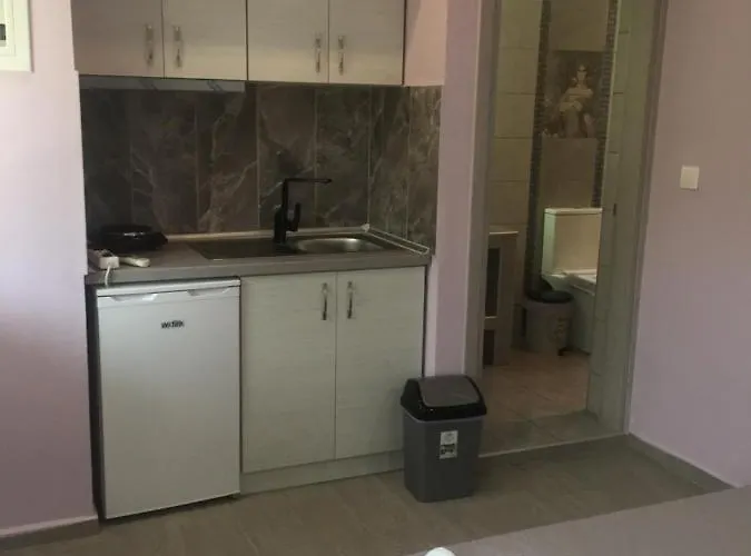 Katrine Seaside Rooms #Propertly *